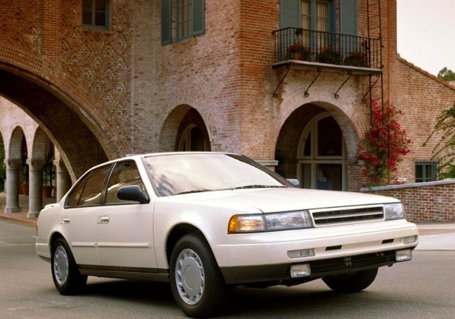  Nissan Maxima 1989 года  (US) (фото 4 из 4)